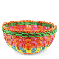 Panier rond multicolor en plastique tressé