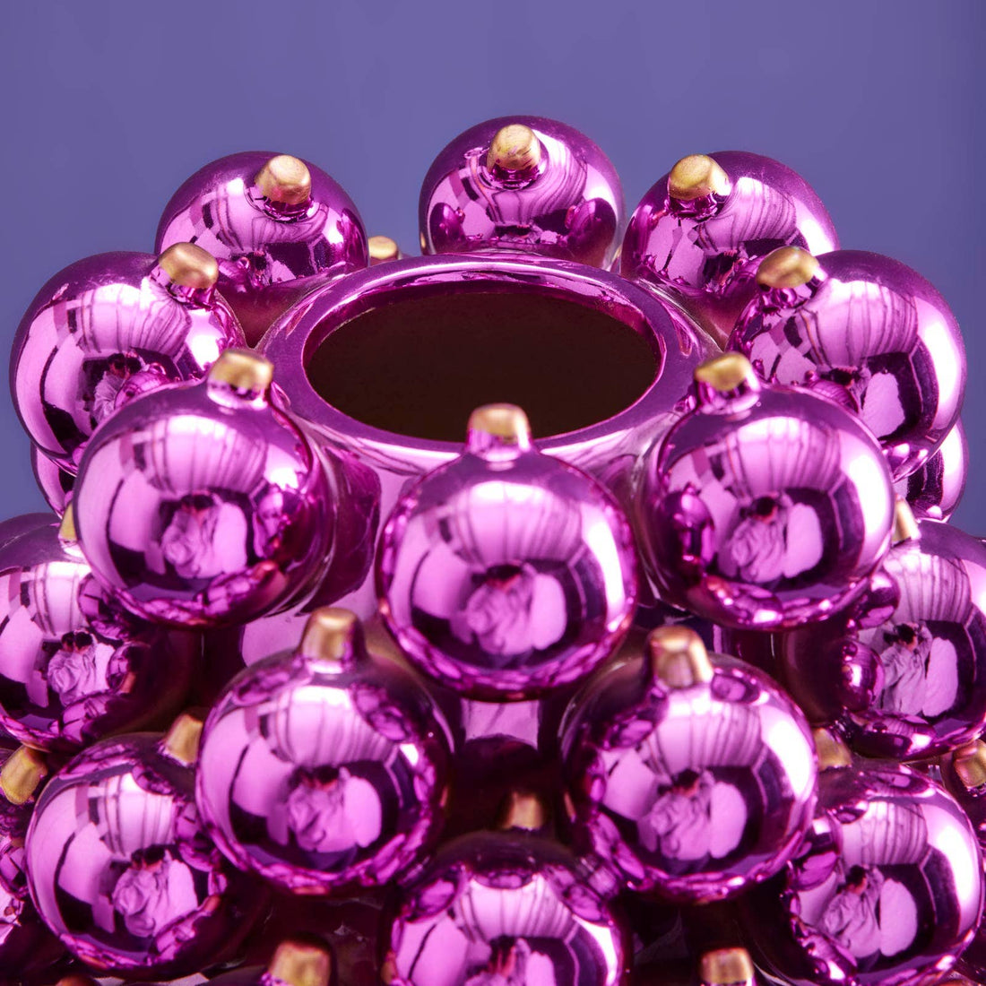 Vase boules métalisées lilas