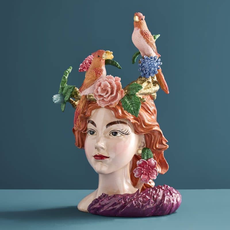 Vase femme aux perroquets en résine