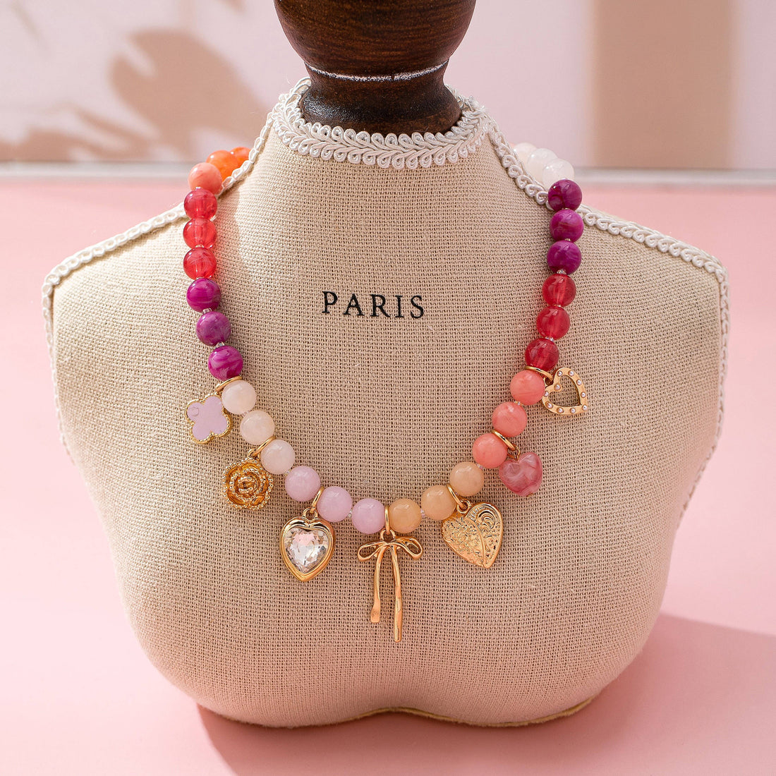 Collier Charme Cœur Fleur Nœud Perlé Pastel