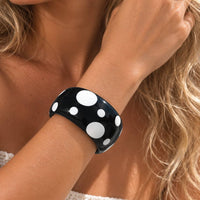 Bracelet Jonc Résine – Noir à Pois blancs