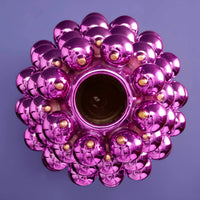 Vase boules métalisées lilas